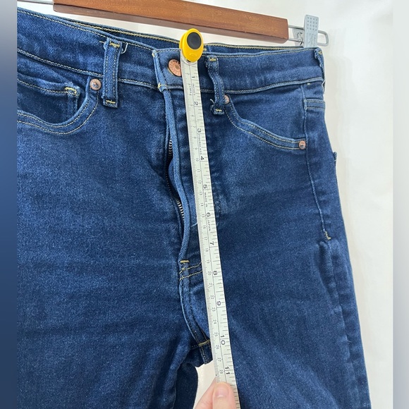 Express Slim Super High Rise Jeans 4/R - Picture 4 of 8